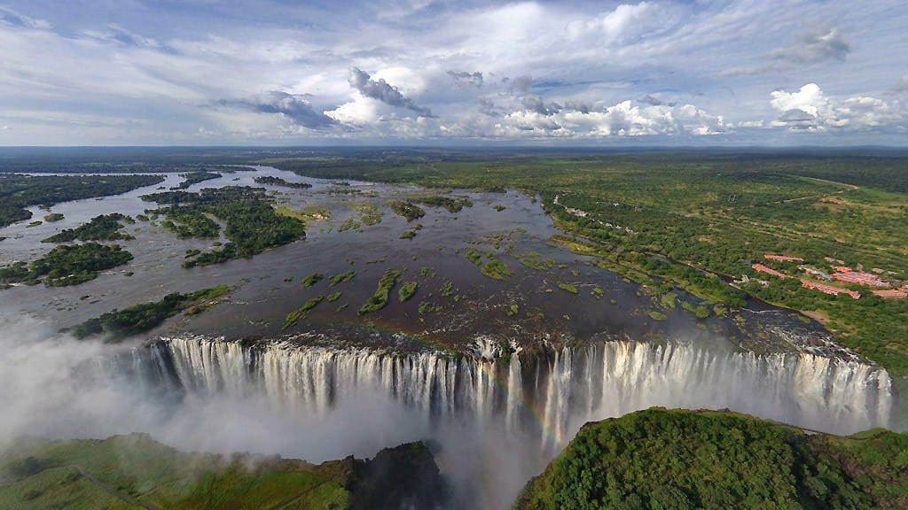 When is the best season to visit Victoria Falls? - Safari 365